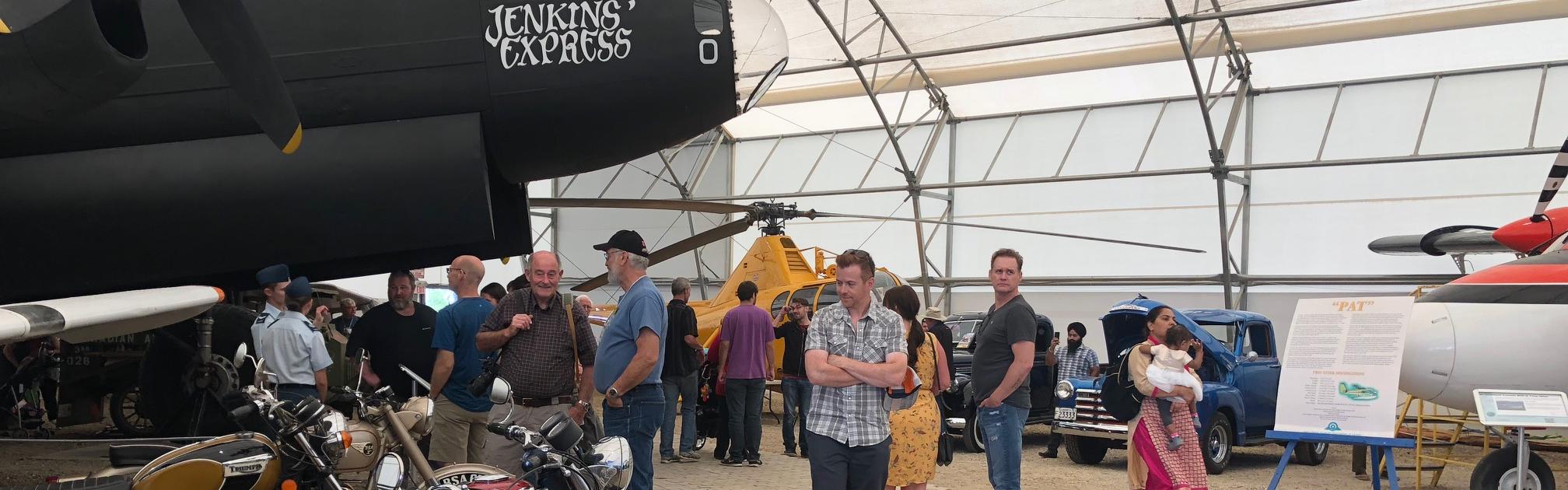 wings and wheels 2018 crowd shot